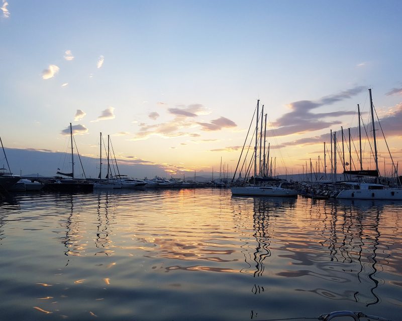 gnsyachting-catamaran-booking-motor-yacht-greece-holiday-2