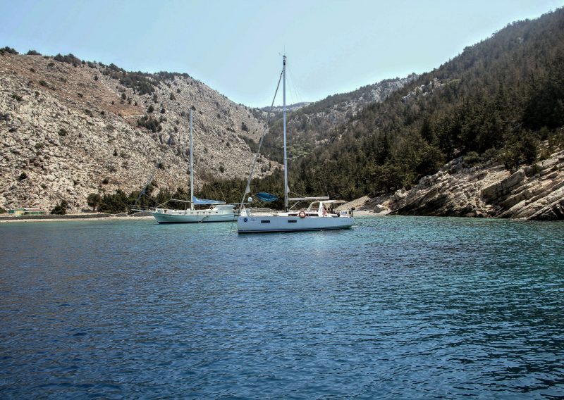 gnsyachting-yachting-bachelor-booking-holidays-3